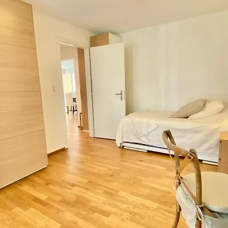 Montchoisi, Elegant, Modern And Near The Lake ! Apartamento *